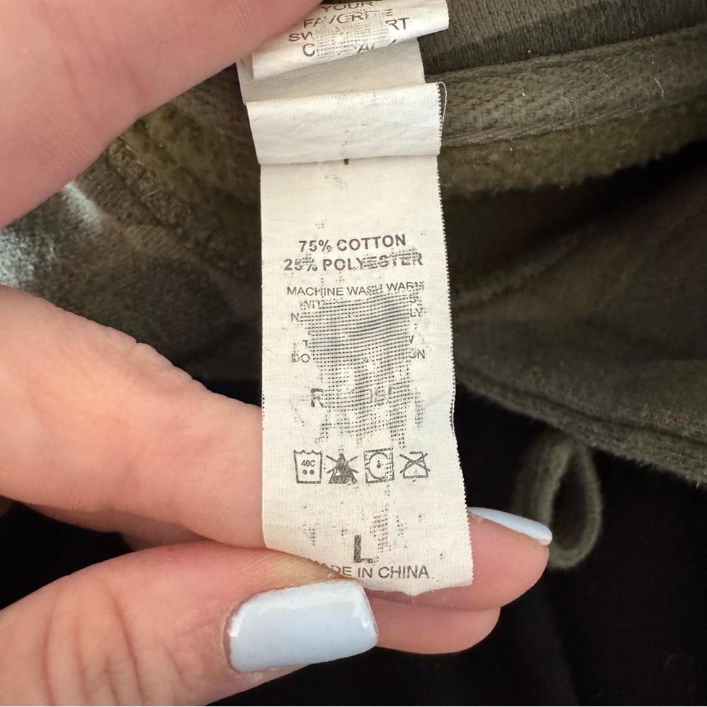 Blake Shelton Camouflage Hoodie - Picture 5 of 5